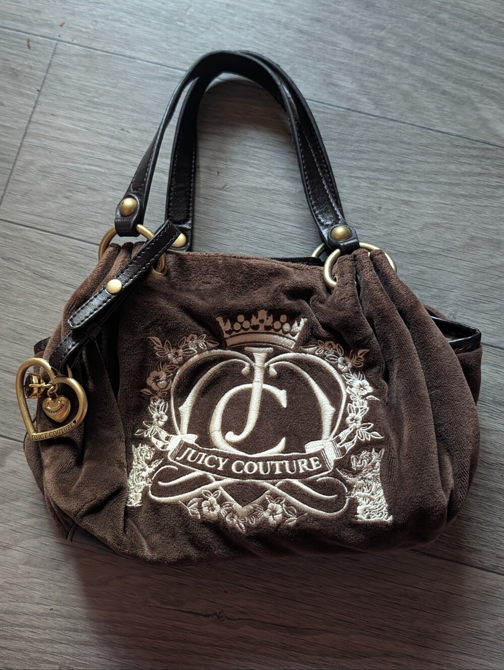 Juicy Couture Y2K Velour Hobo Bag 🤎👑